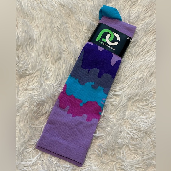 PROcompression - S/M - Picture 1 of 5